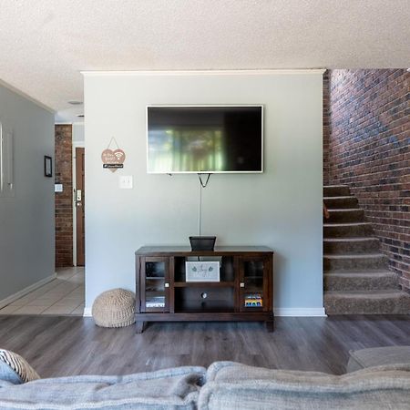 Willow Way: Cozy Retreat Fort Smith Eksteriør billede